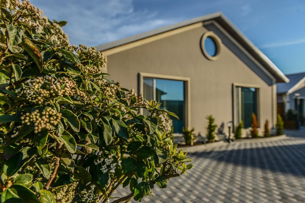 Armada Villa Hotel Zabrat ภายนอก รูปภาพ